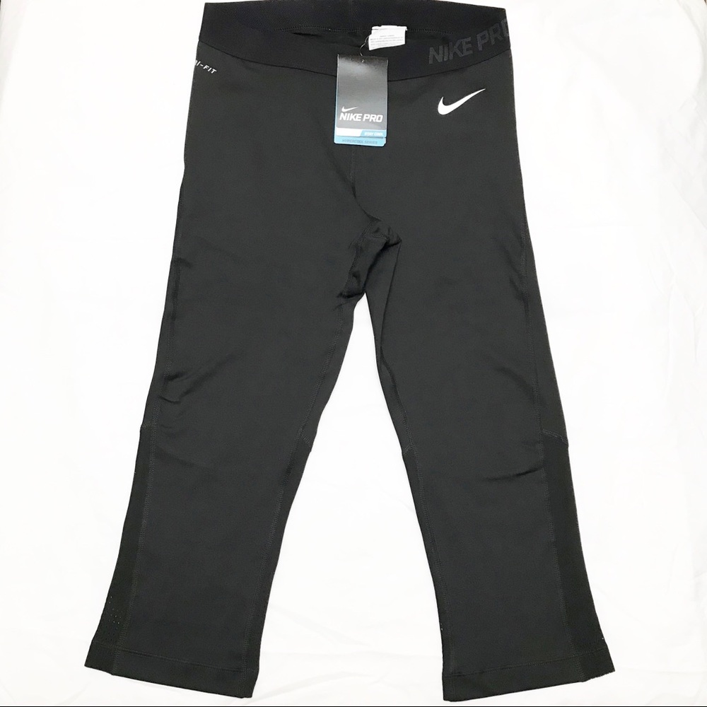 Nike pro training Capri leggings
